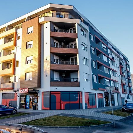 Tik Tak Apartman 수보티차 외부 사진